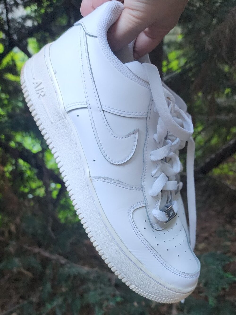 EUC All White Nike AF1'S Youth/Men sz 7, Women's 8.5 Nike Air Force Ones - Picture 5 of 14